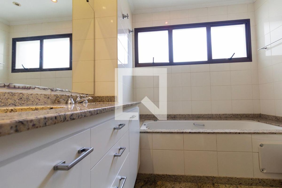 Apartamento, 3 quartos, 165 m² - Foto 37