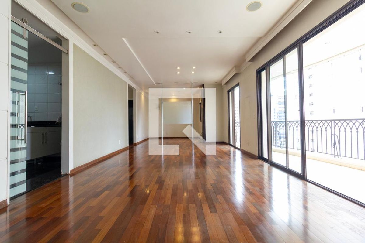 Apartamento, 3 quartos, 165 m² - Foto 2