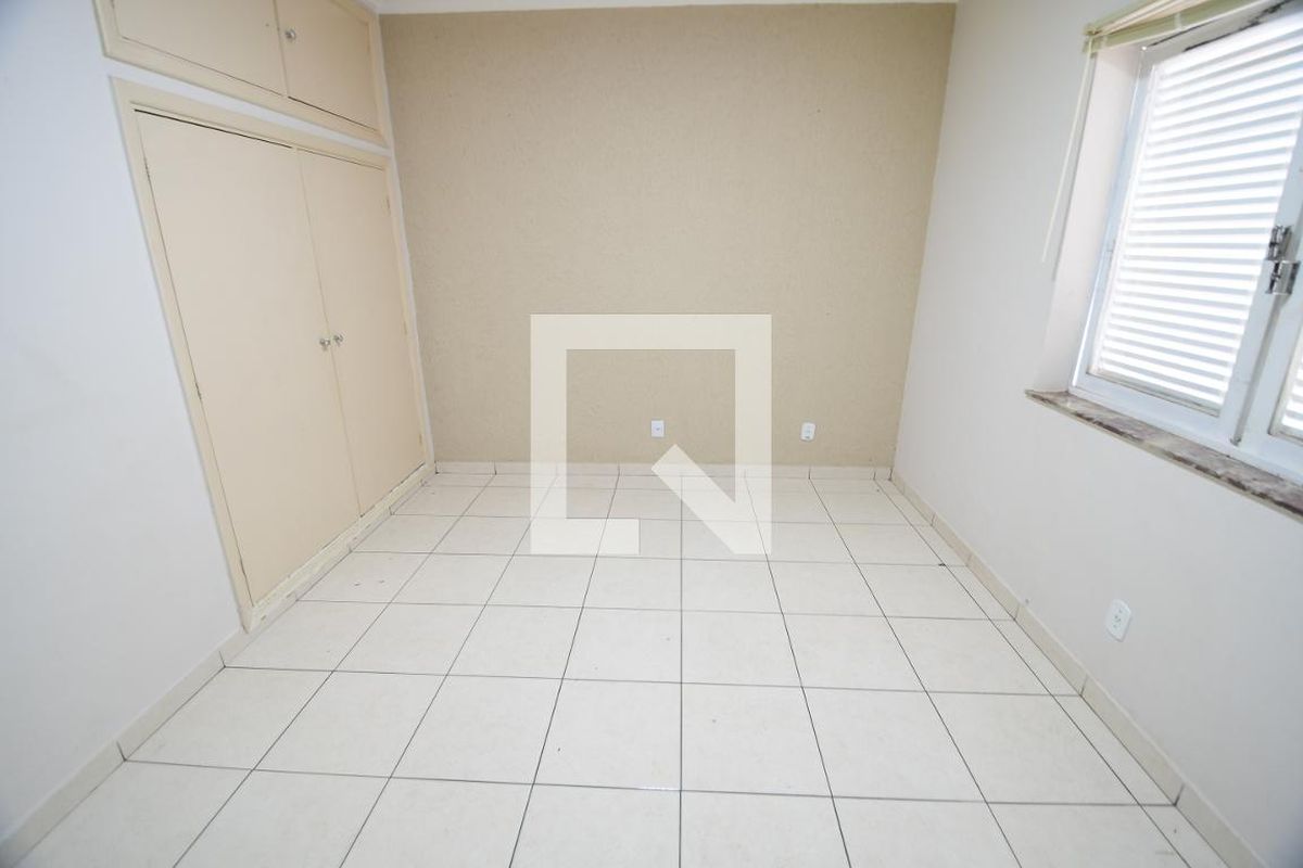 Casa à Venda - Guanabara, 3 Quartos,  250 m2 em , Campinas - sp | SoloBR