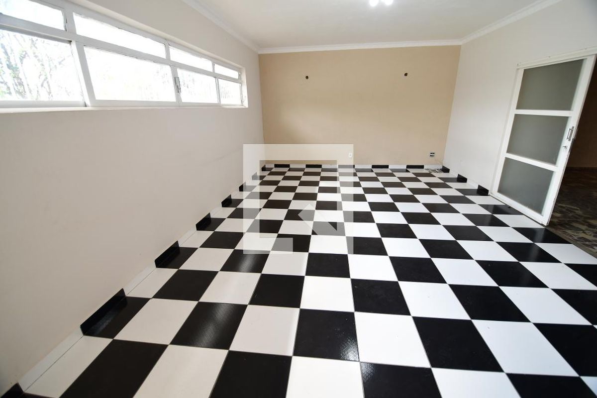 Casa à Venda - Guanabara, 3 Quartos,  250 m2 em , Campinas - sp | SoloBR