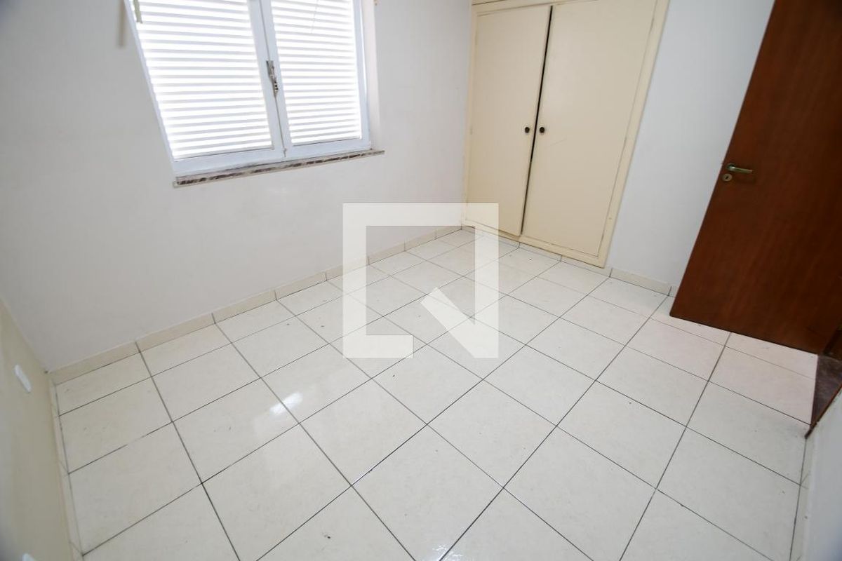 Casa à Venda - Guanabara, 3 Quartos,  250 m2 em , Campinas - sp | SoloBR