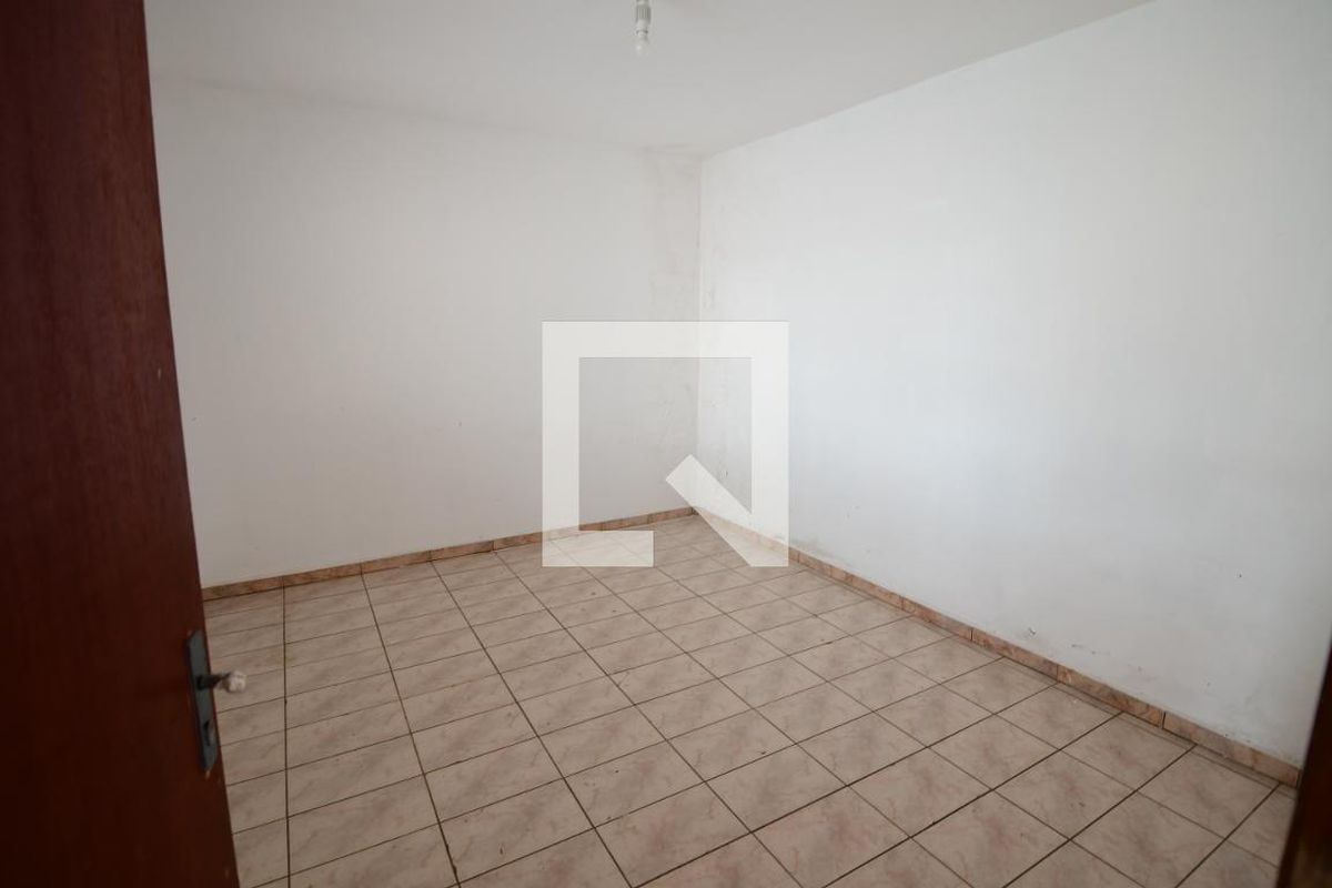 Casa à Venda - Guanabara, 3 Quartos,  250 m2 em , Campinas - sp | SoloBR