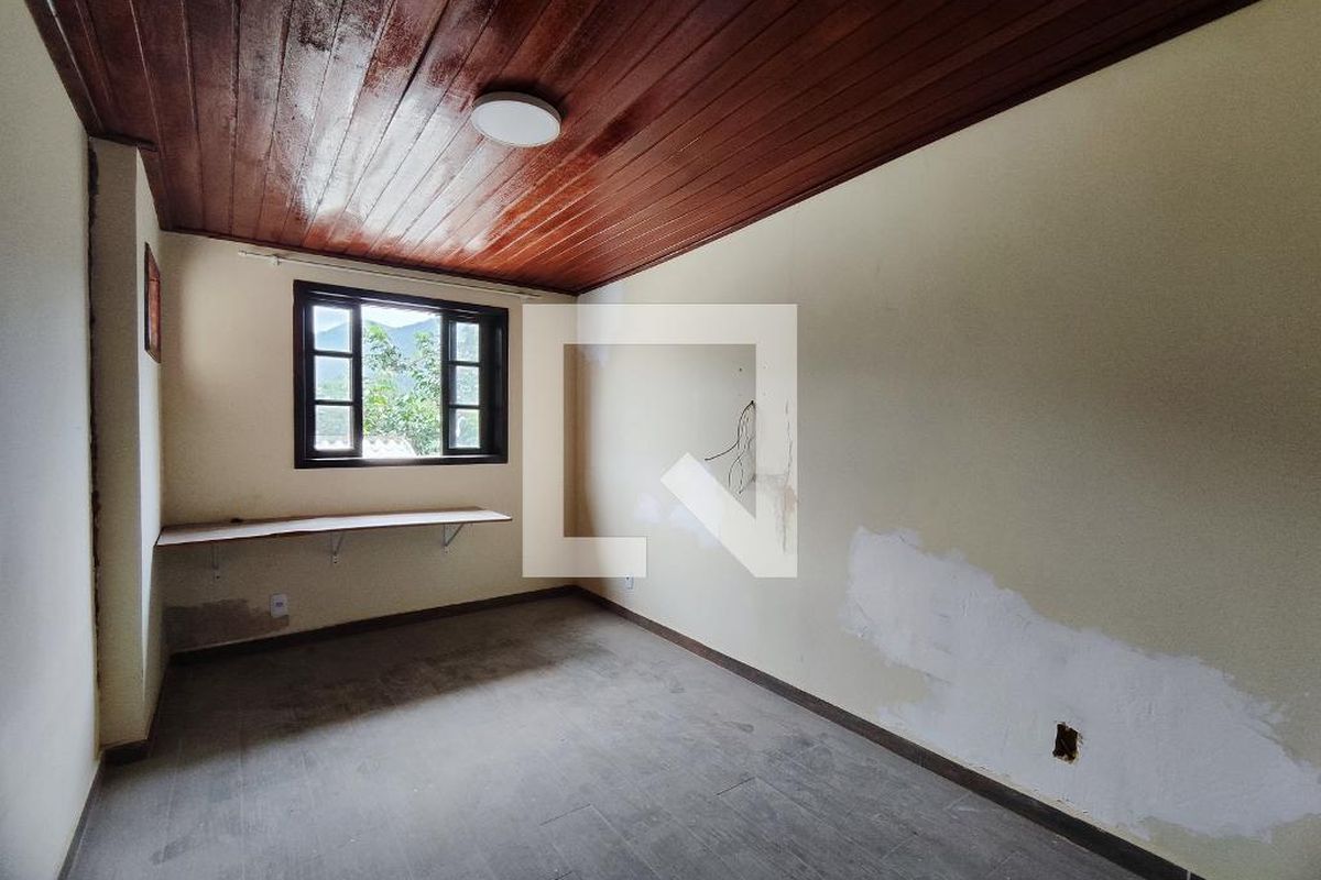 Casa, 3 quartos, 230 m² - Foto 19