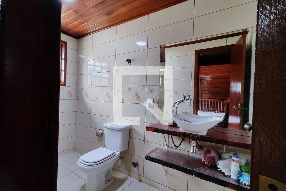Casa, 3 quartos, 230 m² - Foto 44