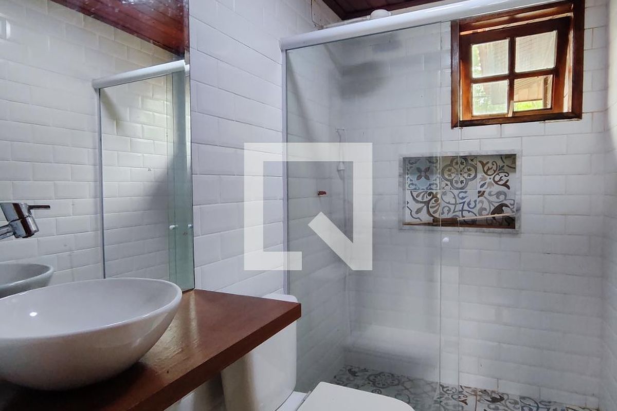 Casa, 3 quartos, 230 m² - Foto 24