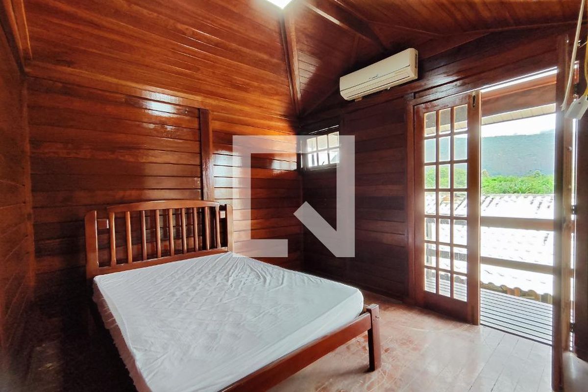 Casa, 3 quartos, 230 m² - Foto 38
