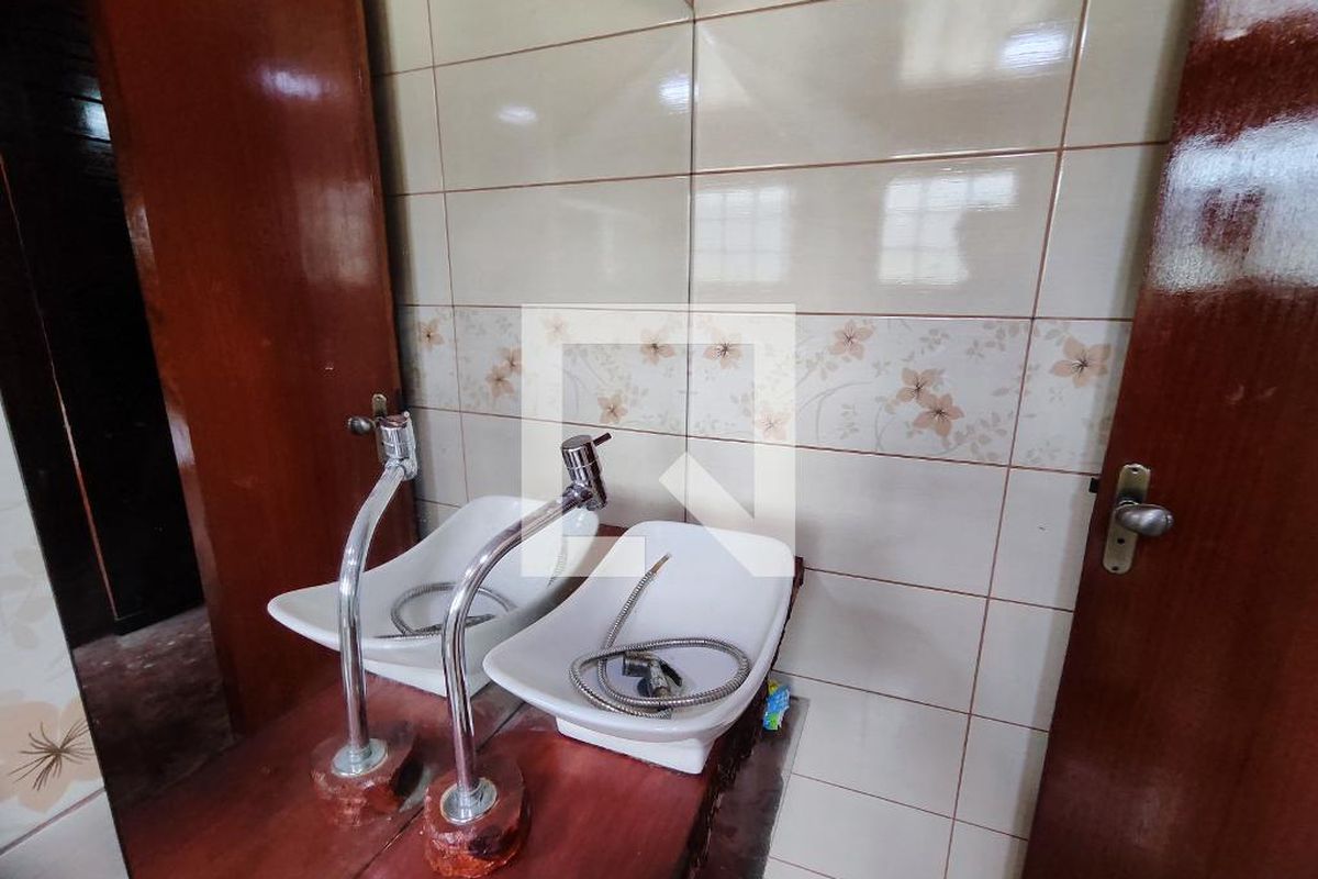 Casa, 3 quartos, 230 m² - Foto 46