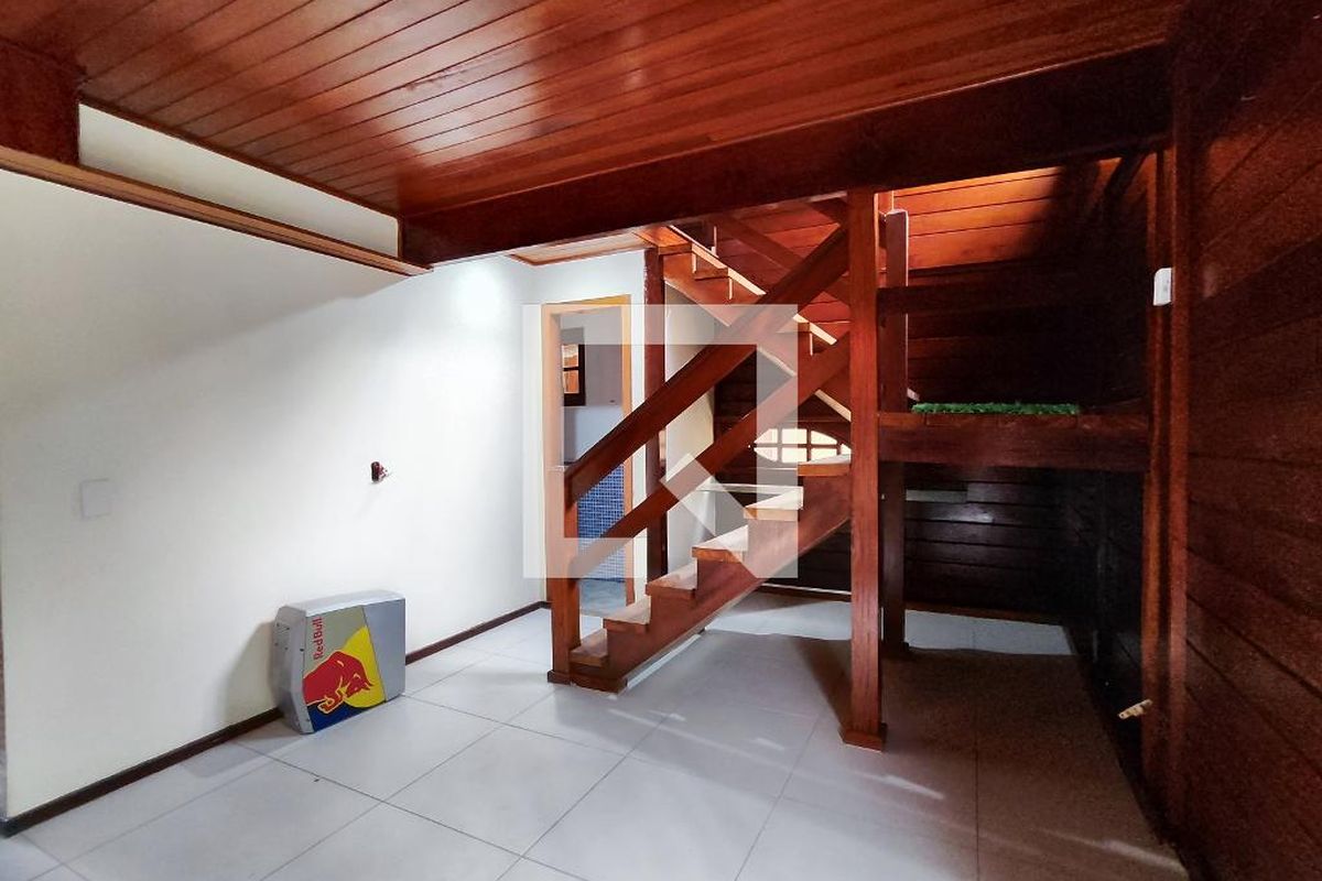 Casa, 3 quartos, 230 m² - Foto 3