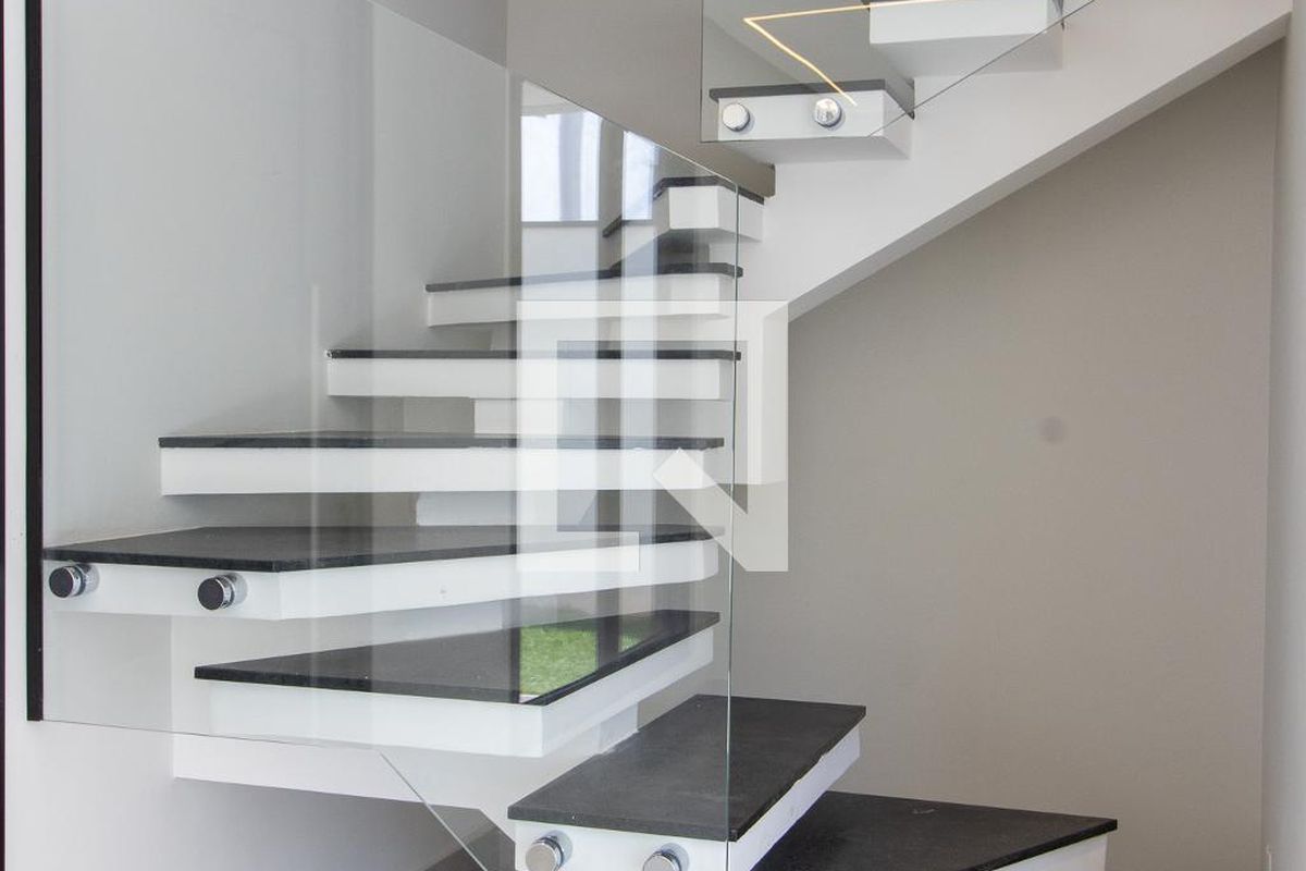 Casa à Venda - Mansões Santo Antônio, 4 Quartos,  173 m2 em , Campinas - sp | SoloBR