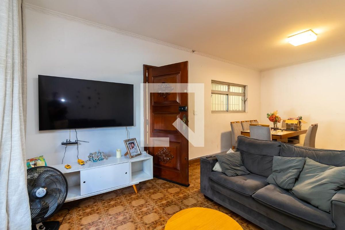Casa, 5 quartos, 210 m² - Foto 2