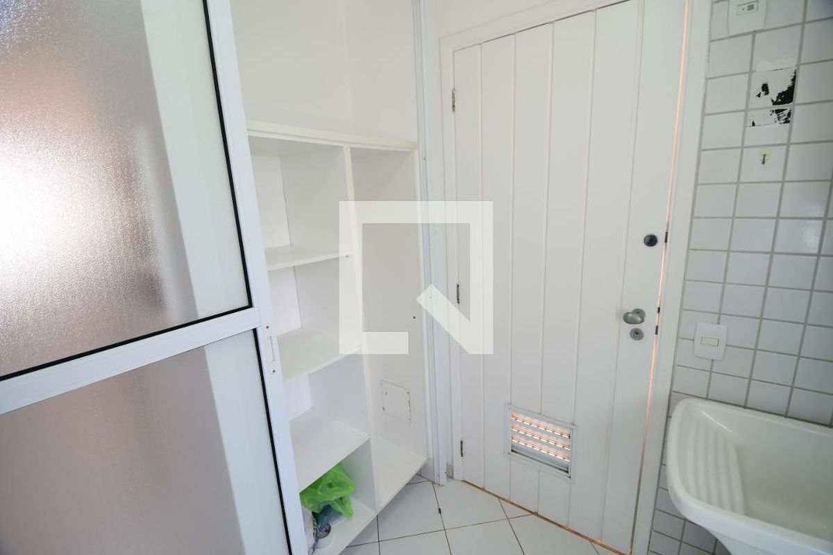 Casa à Venda - Mansões Santo Antônio, 3 Quartos,  146 m2 em , Campinas - sp | SoloBR
