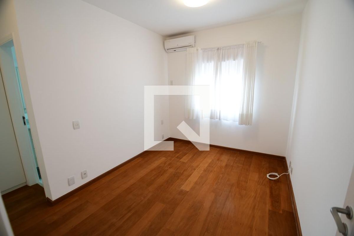 Casa à Venda - Mansões Santo Antônio, 3 Quartos,  146 m2 em , Campinas - sp | SoloBR
