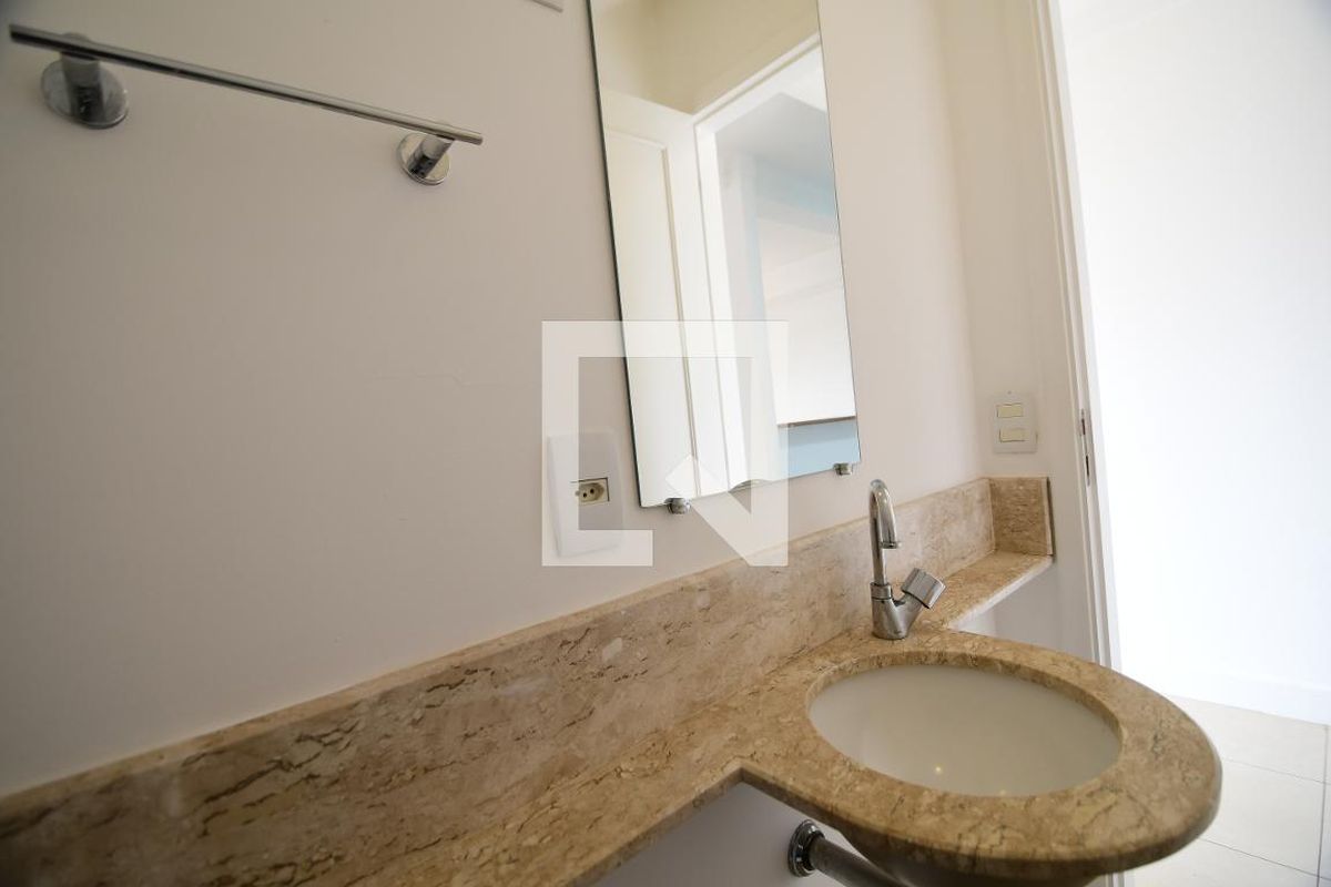 Casa à Venda - Mansões Santo Antônio, 3 Quartos,  146 m2 em , Campinas - sp | SoloBR