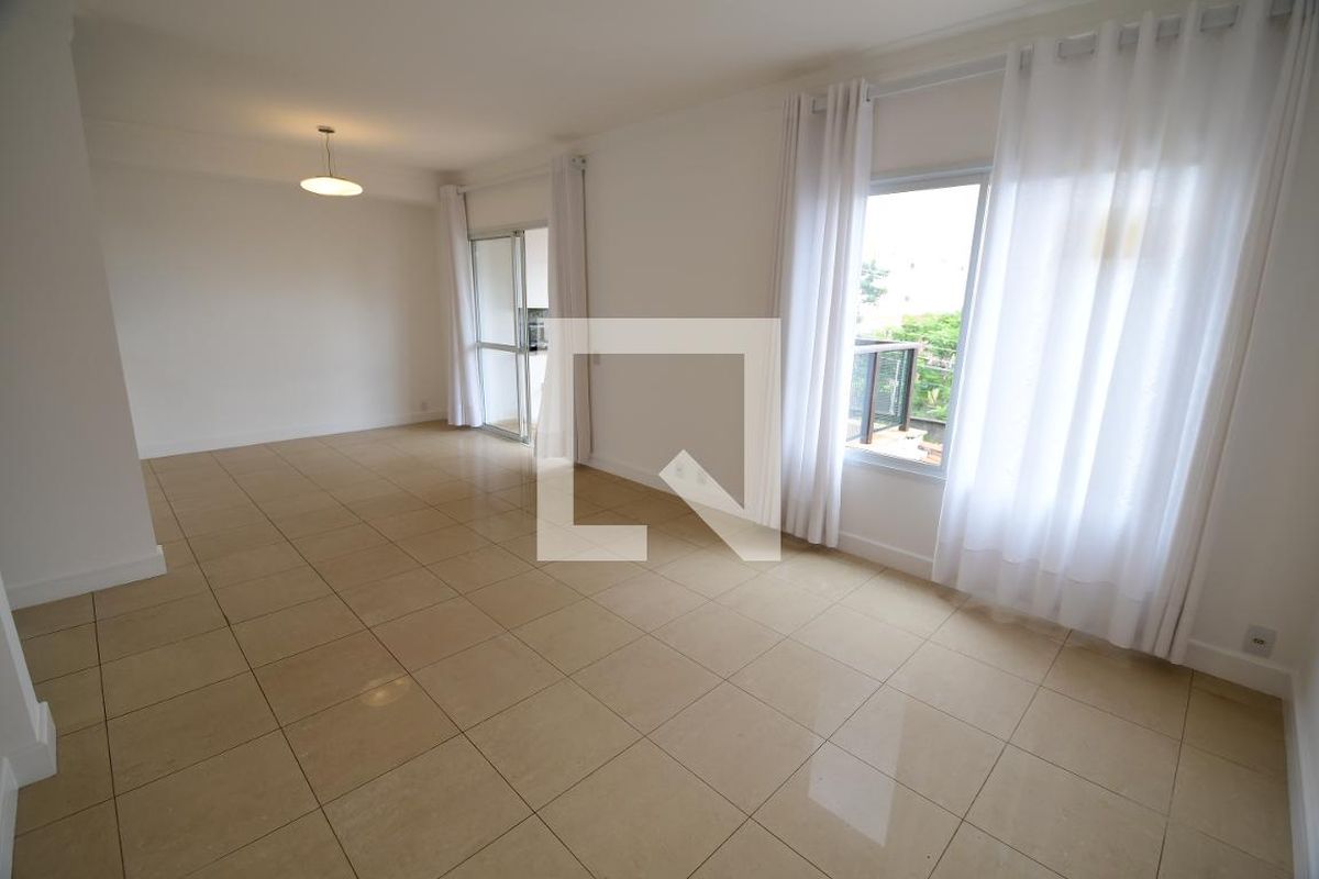 Casa à Venda - Mansões Santo Antônio, 3 Quartos,  146 m2 em , Campinas - sp | SoloBR