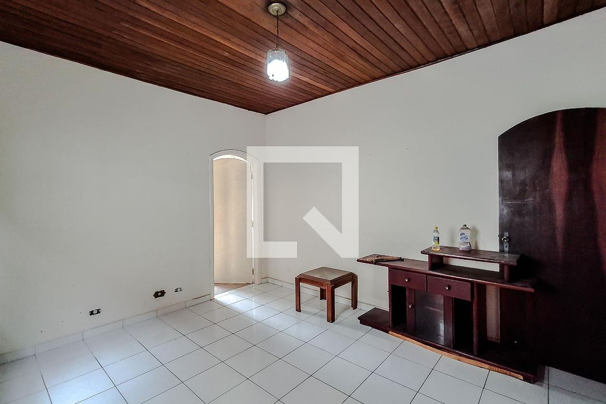 Casa, 4 quartos, 250 m² - Foto 17