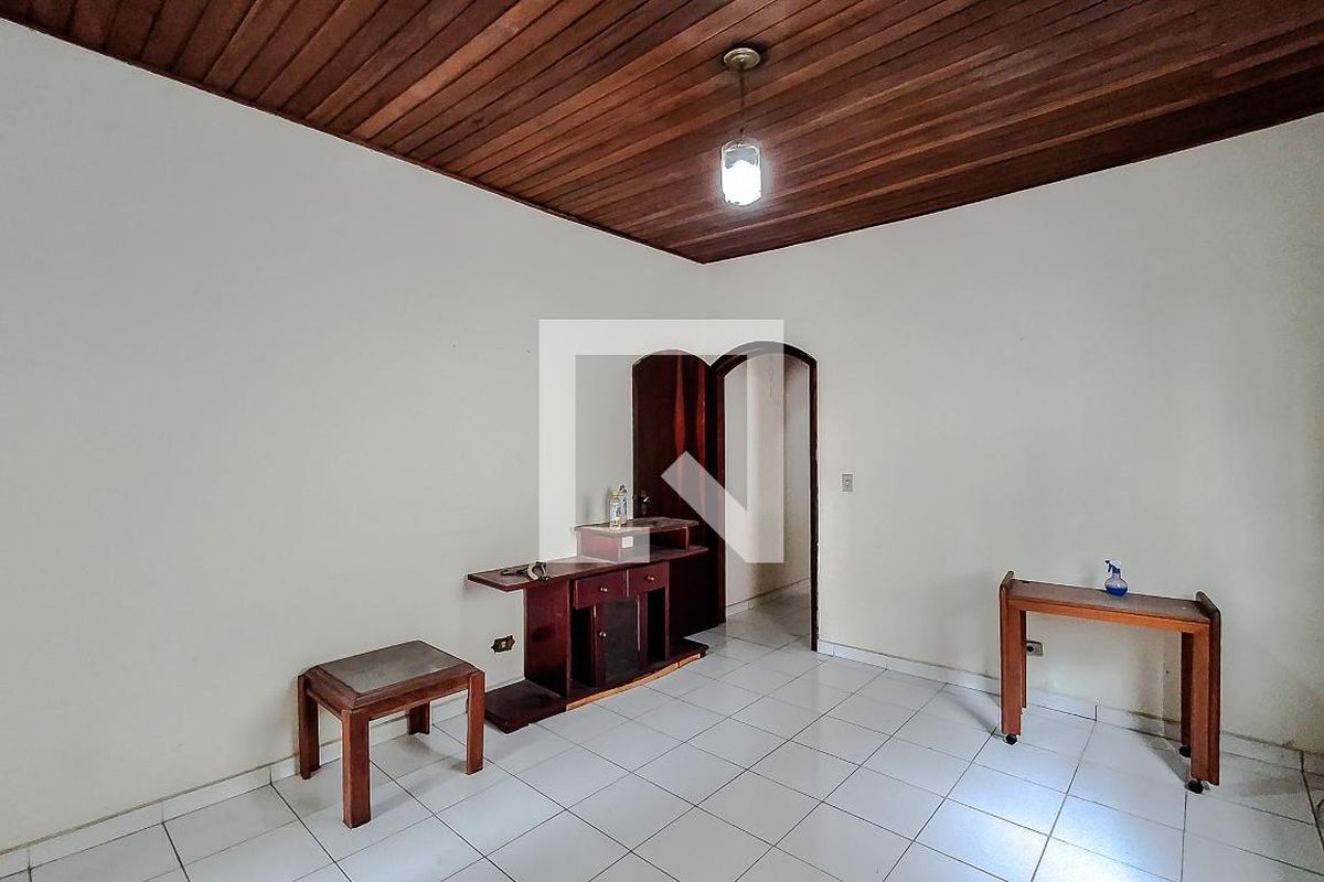 Casa, 4 quartos, 250 m² - Foto 18