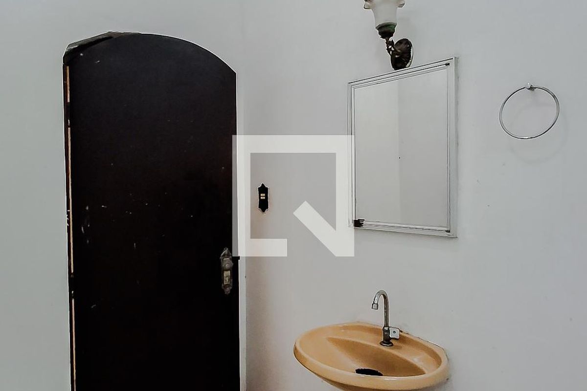 Casa, 4 quartos, 250 m² - Foto 33