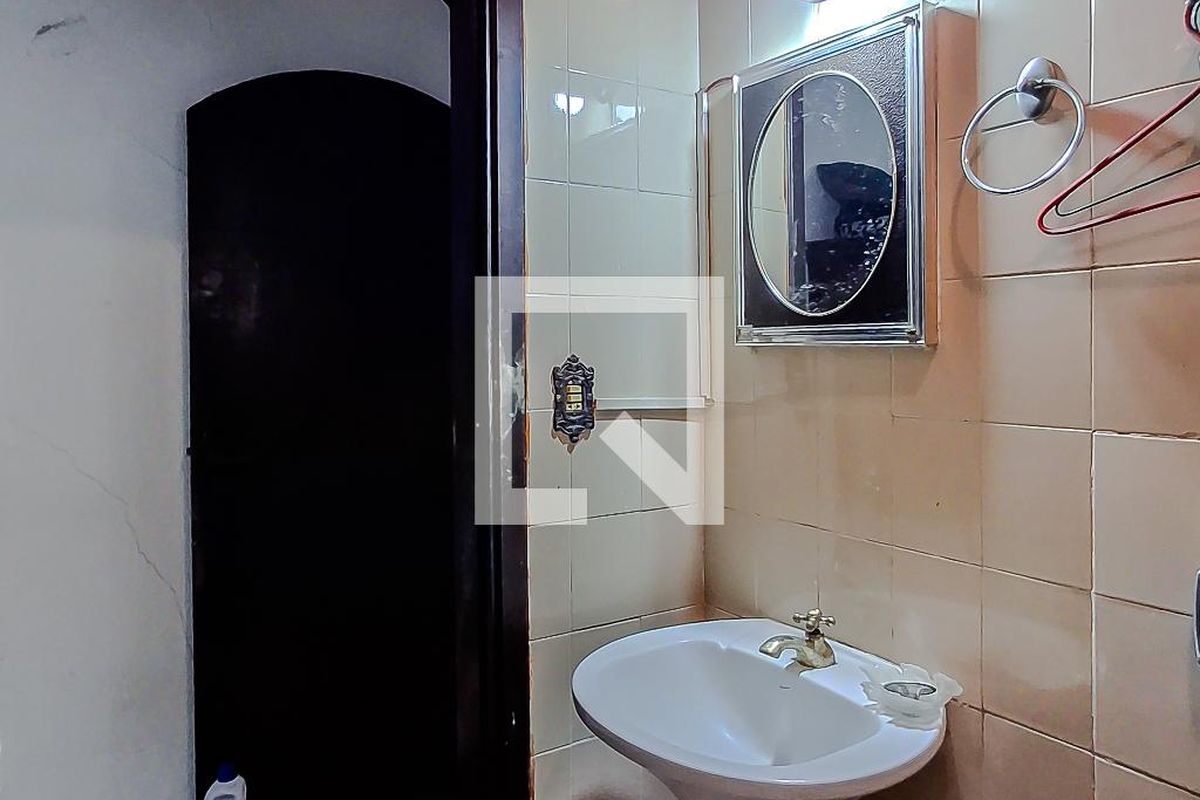 Casa, 4 quartos, 250 m² - Foto 28
