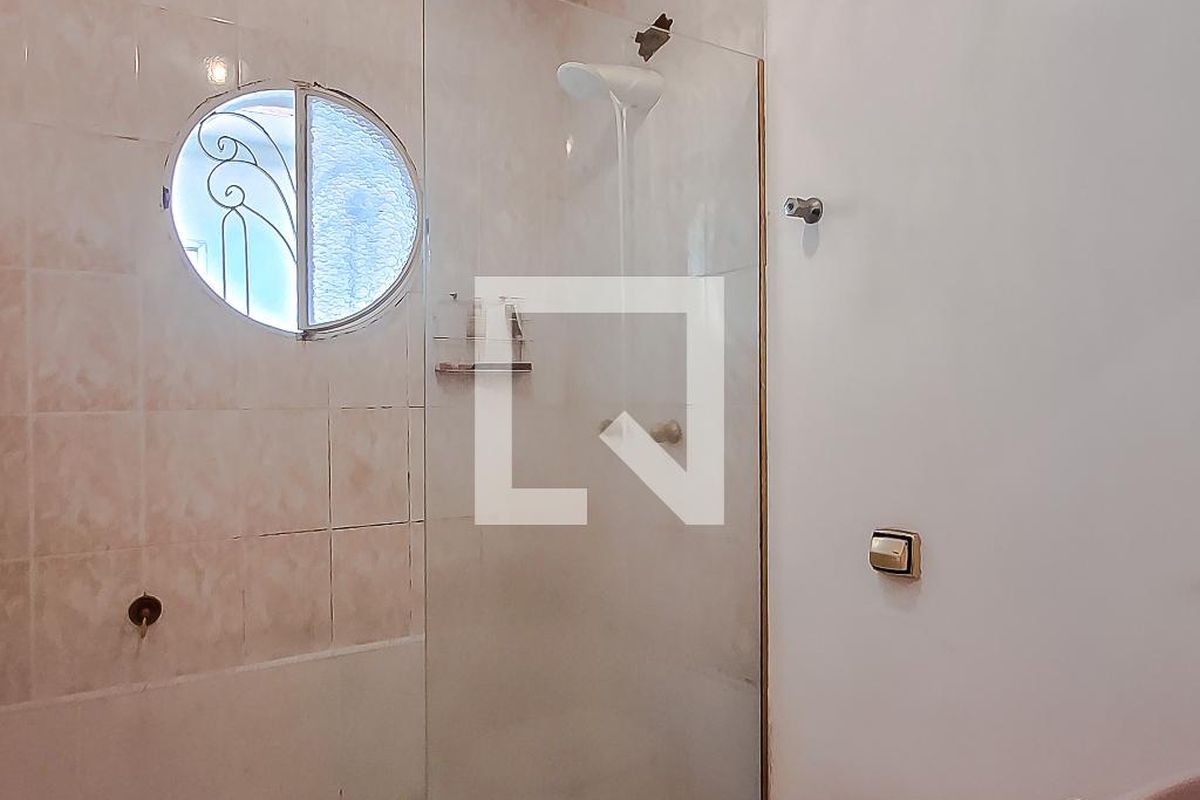 Casa, 4 quartos, 250 m² - Foto 35