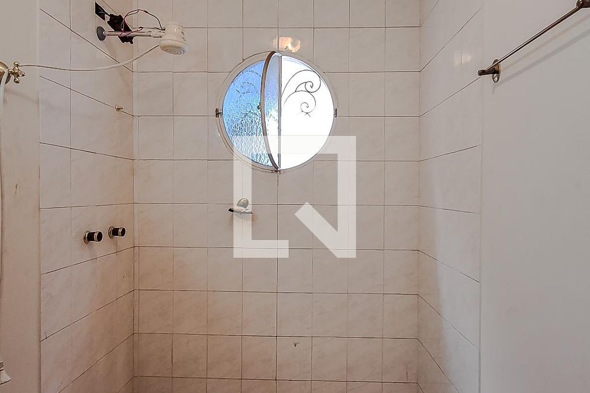 Casa, 4 quartos, 250 m² - Foto 54