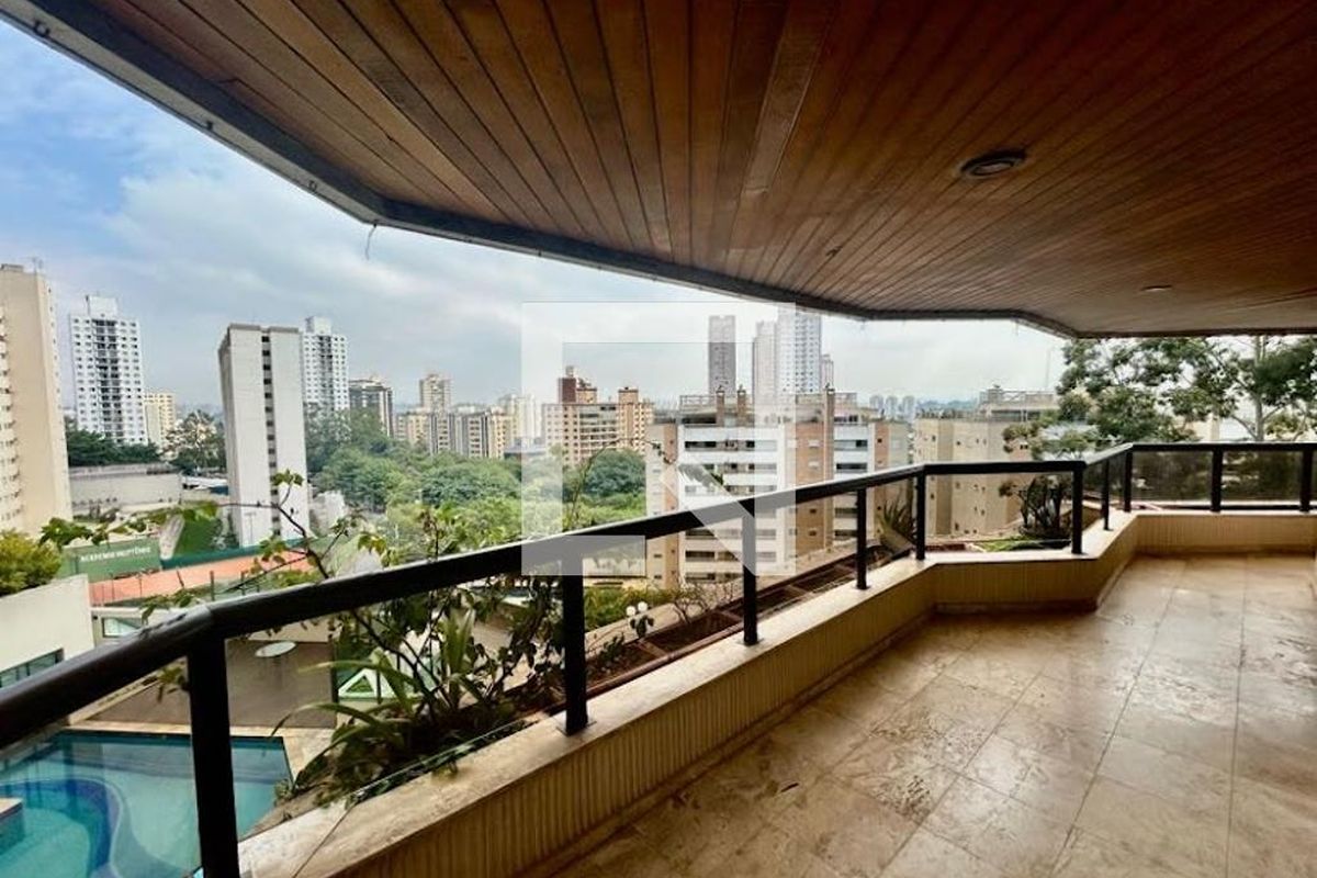 Apartamento, 3 quartos, 242 m² - Foto 12