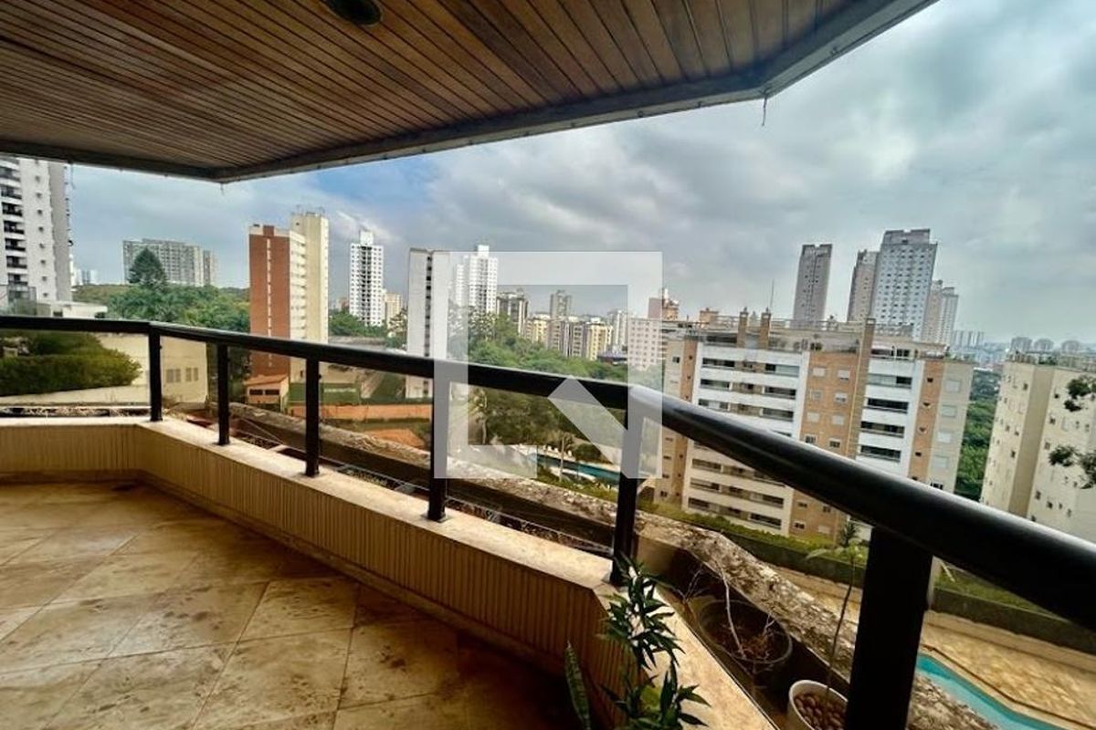 Apartamento, 3 quartos, 242 m² - Foto 8