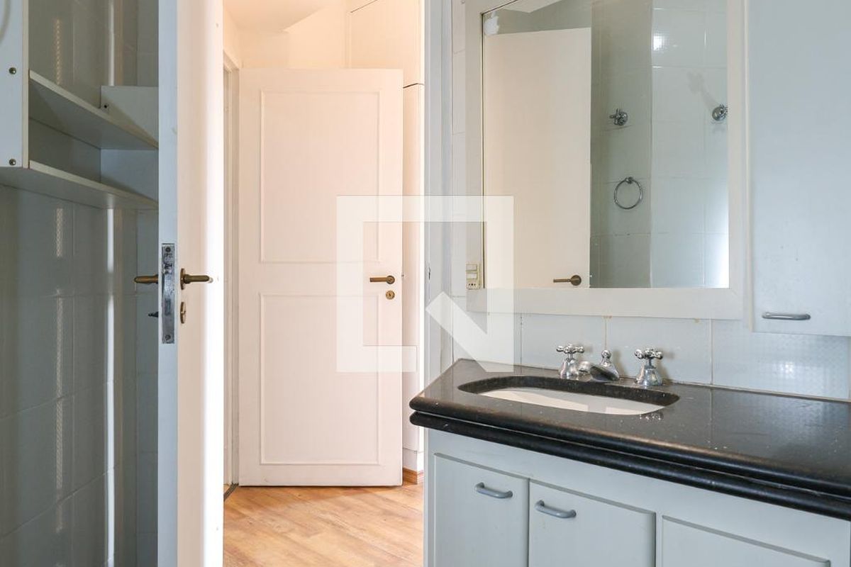 Apartamento, 3 quartos, 242 m² - Foto 45