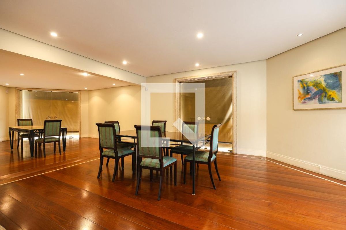 Apartamento, 3 quartos, 242 m² - Foto 70