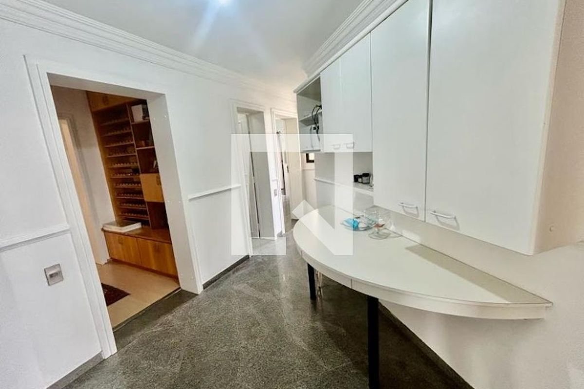 Apartamento, 3 quartos, 242 m² - Foto 61
