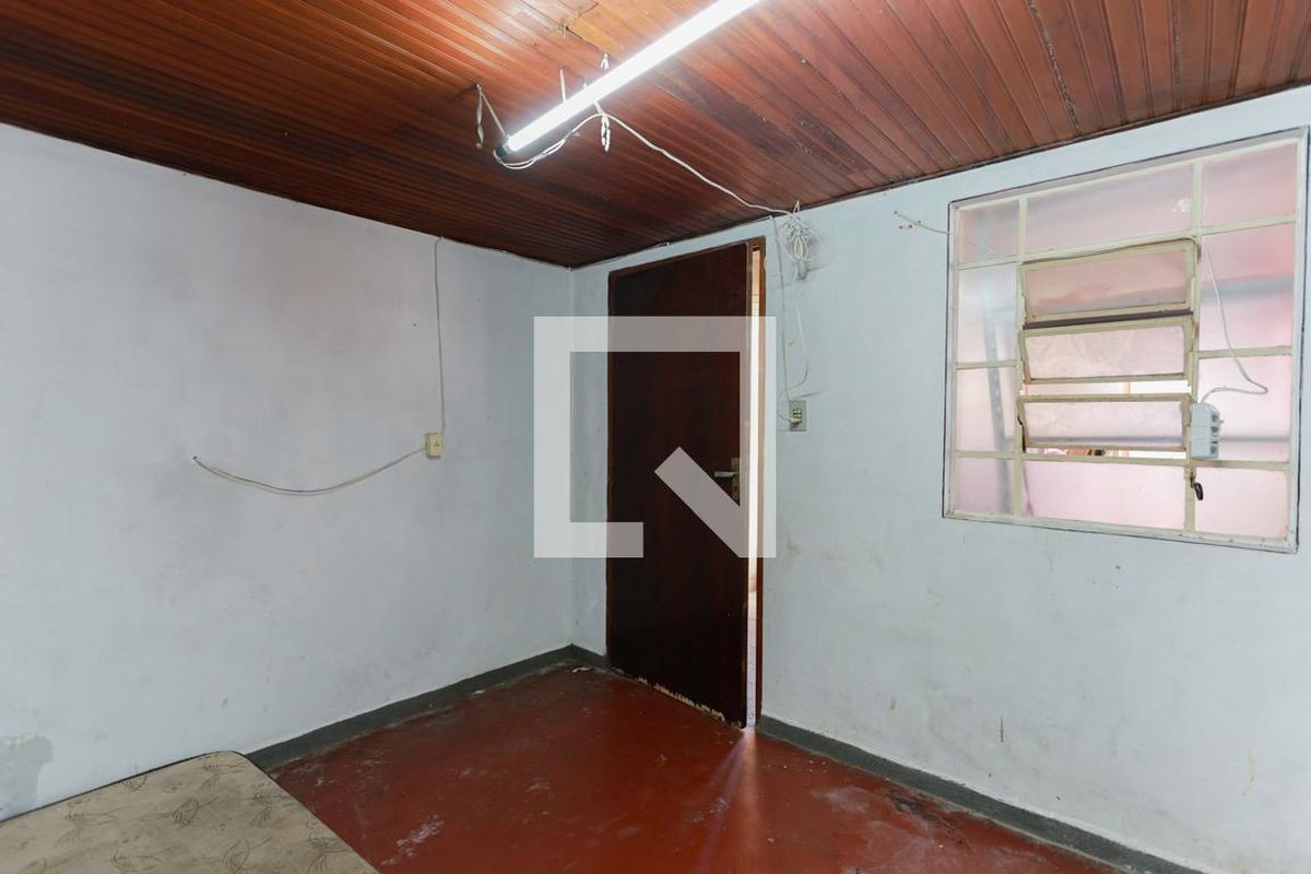 Casa, 4 quartos, 270 m² - Foto 33