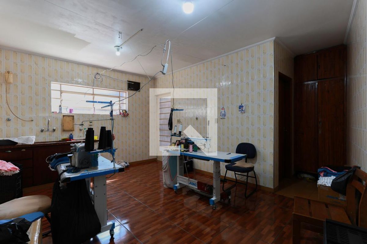 Casa, 4 quartos, 270 m² - Foto 45