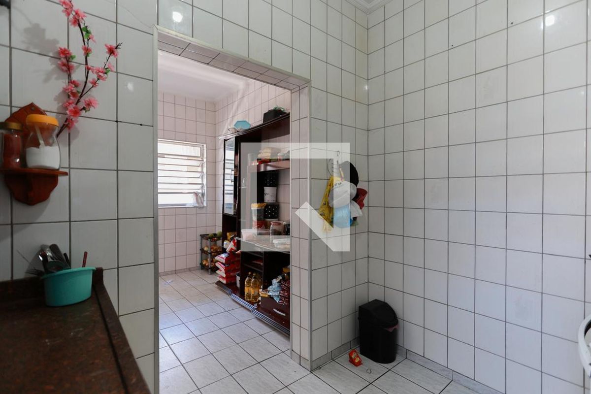 Casa, 4 quartos, 270 m² - Foto 25