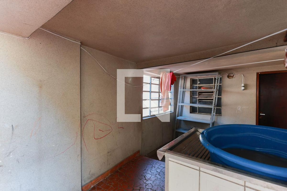 Casa, 4 quartos, 270 m² - Foto 29