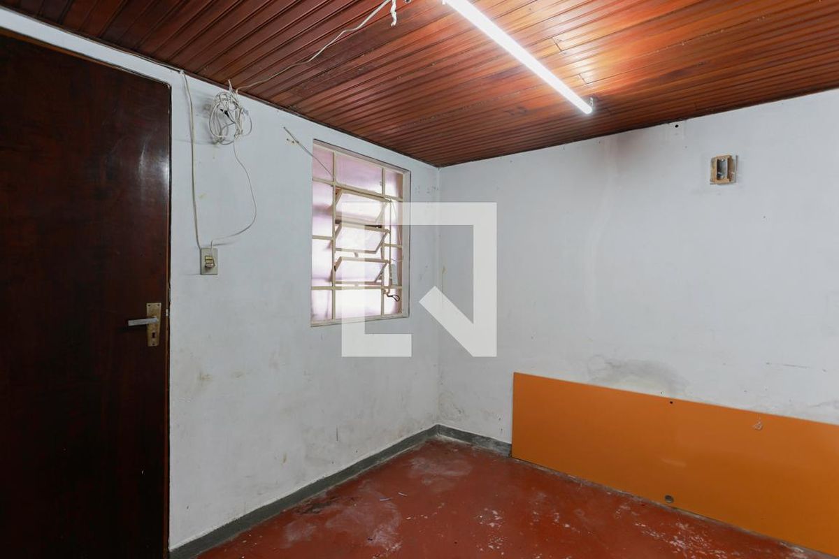 Casa, 4 quartos, 270 m² - Foto 34