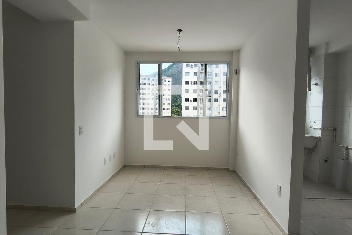 Apartamento, 2 quartos, 50 m² - Foto 2