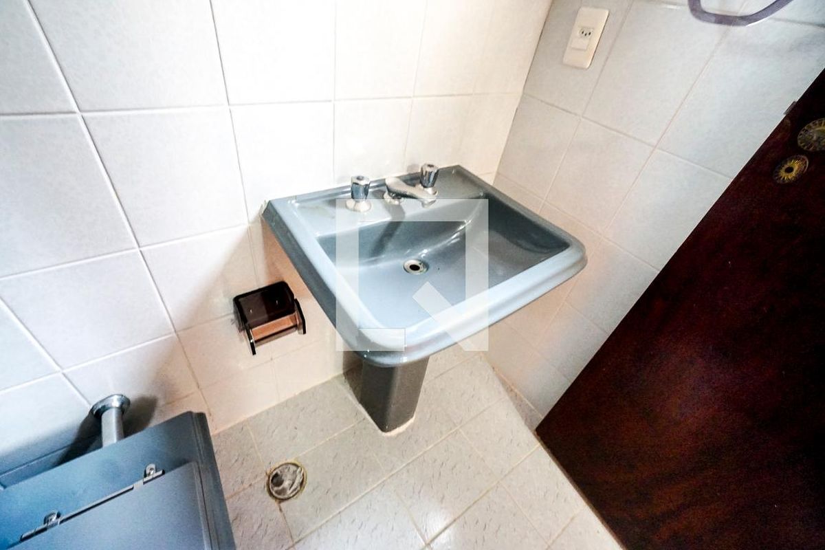 Casa, 3 quartos, 230 m² - Foto 30