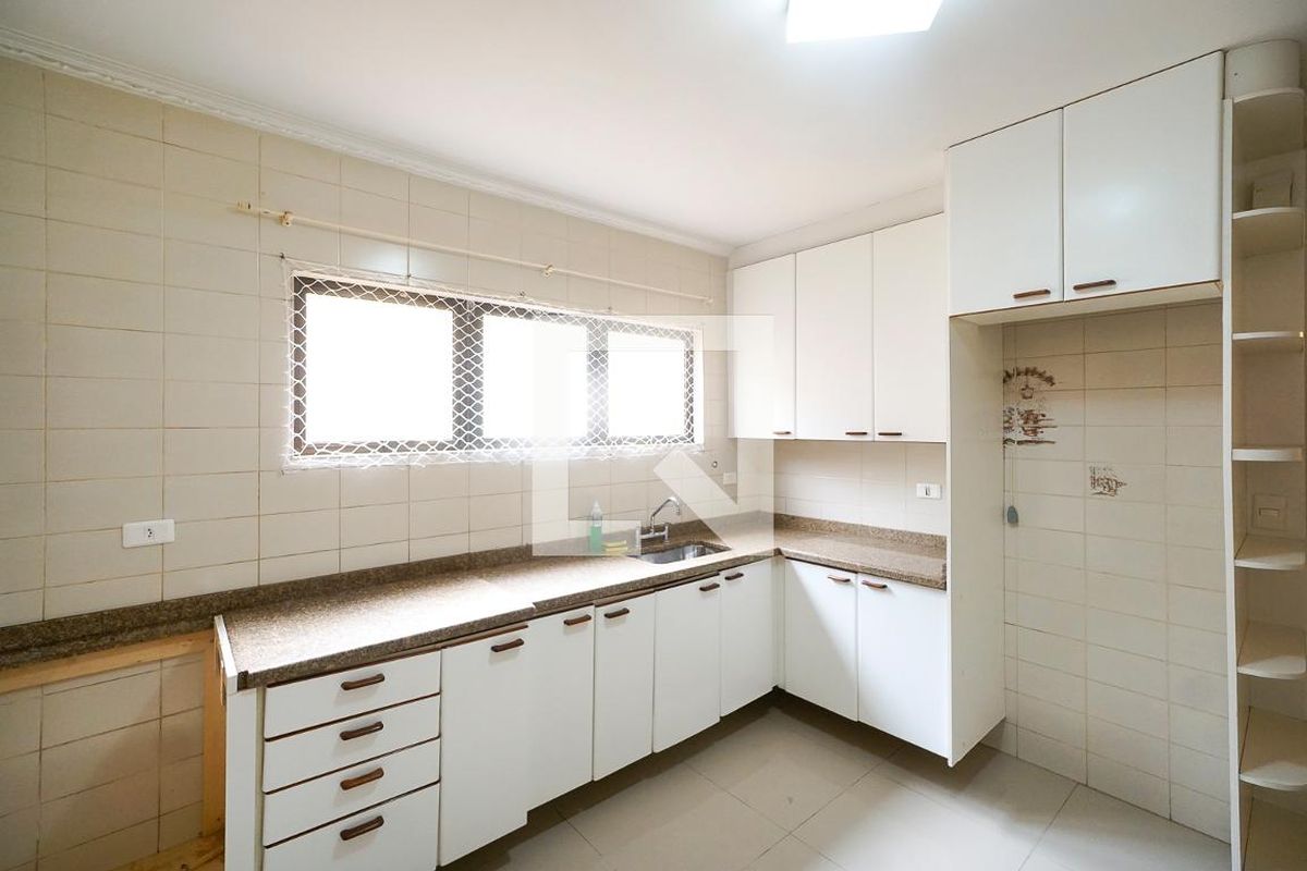 Casa, 3 quartos, 230 m² - Foto 38