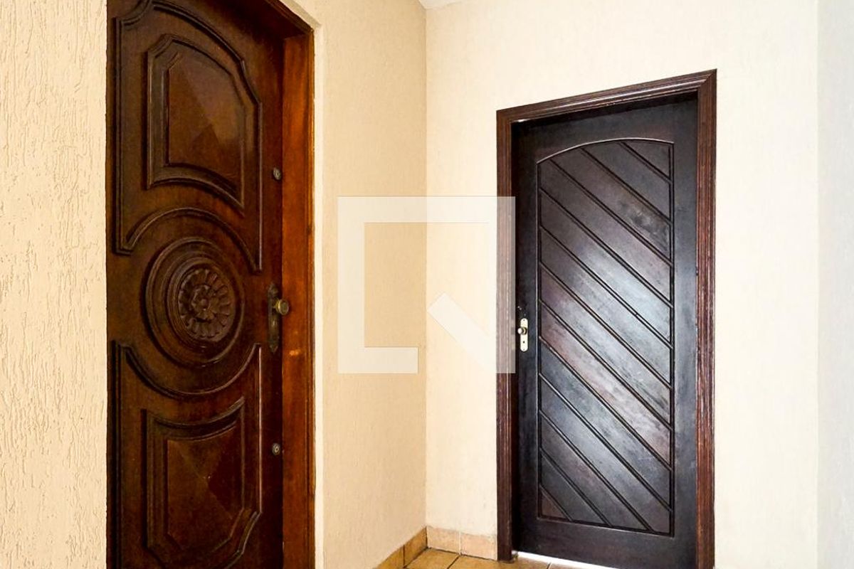 Casa, 3 quartos, 230 m² - Foto 47