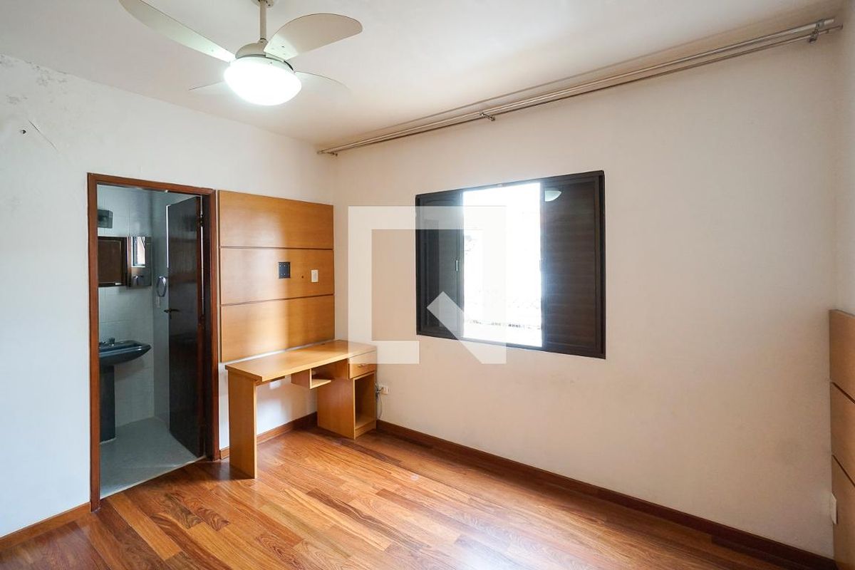 Casa, 3 quartos, 230 m² - Foto 23