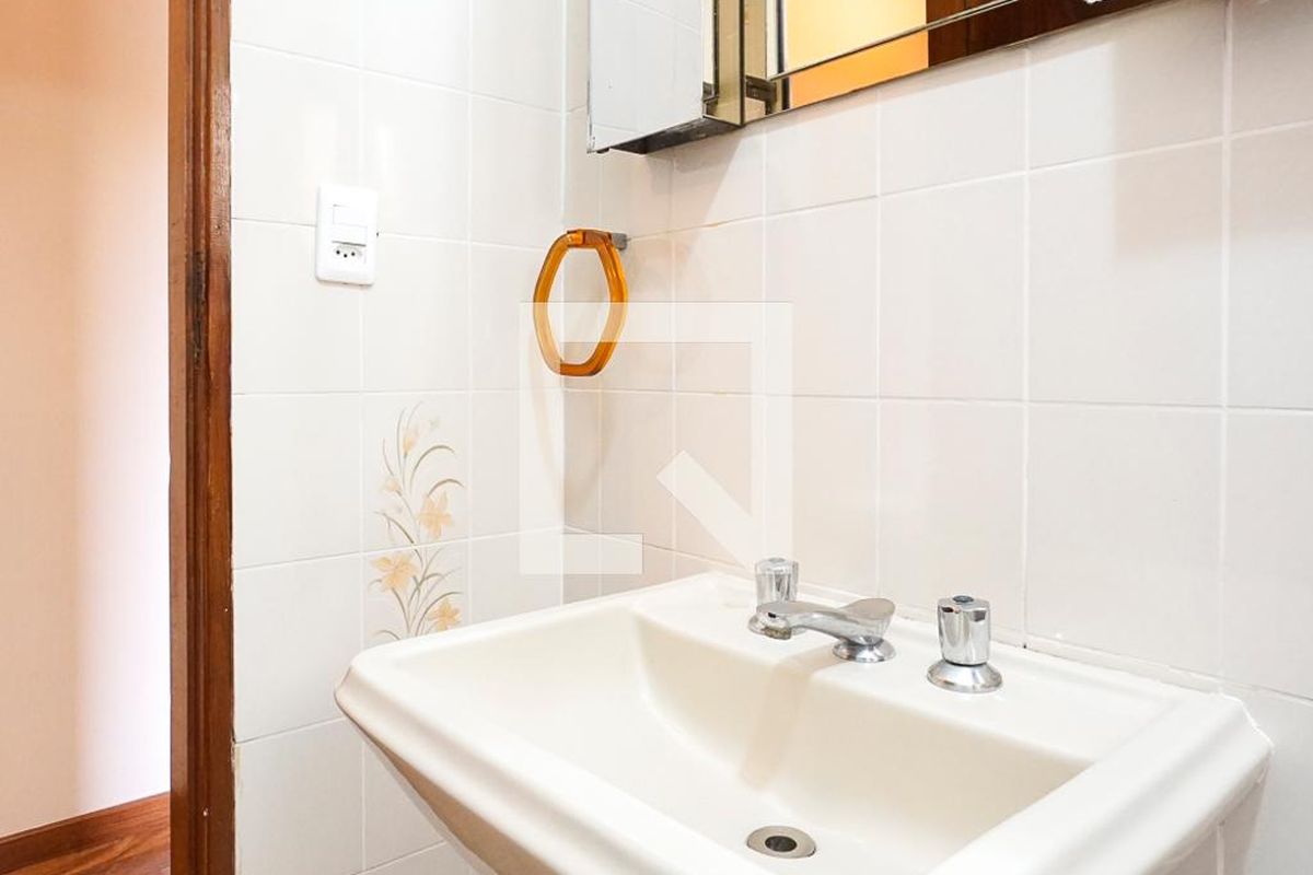 Casa, 3 quartos, 230 m² - Foto 34