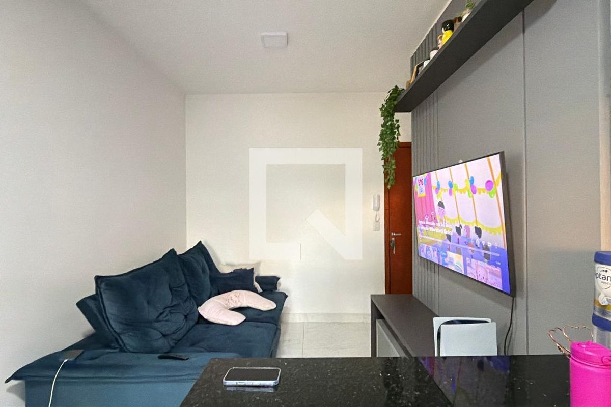 Apartamento, 2 quartos, 41 m² - Foto 2