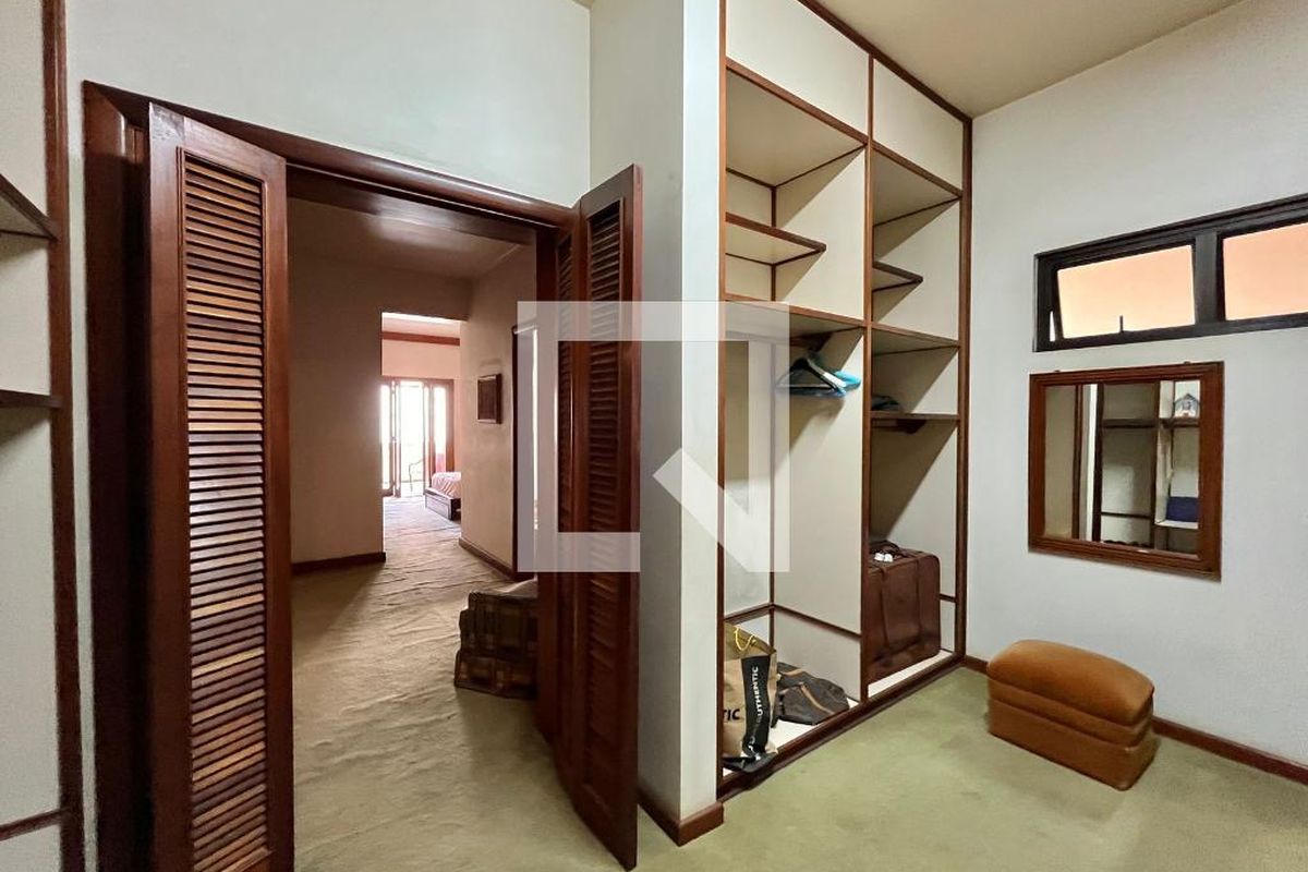 Apartamento à Venda - Cambuí, 4 Quartos,  601 m2 em , Campinas - sp | SoloBR