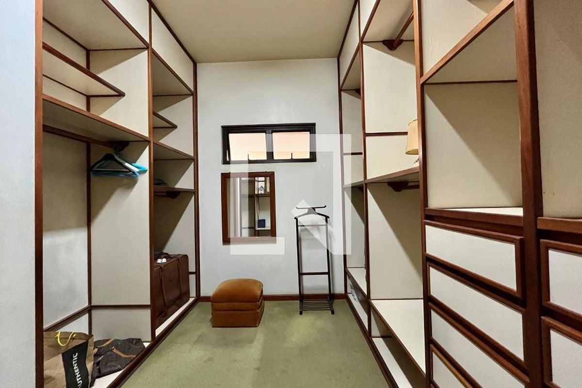 Apartamento à Venda - Cambuí, 4 Quartos,  601 m2 em , Campinas - sp | SoloBR