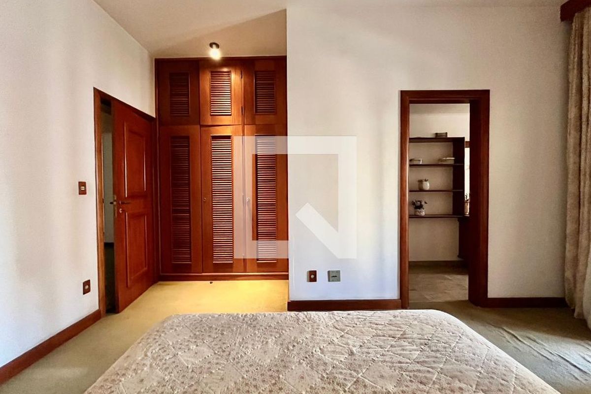 Apartamento à Venda - Cambuí, 4 Quartos,  601 m2 em , Campinas - sp | SoloBR