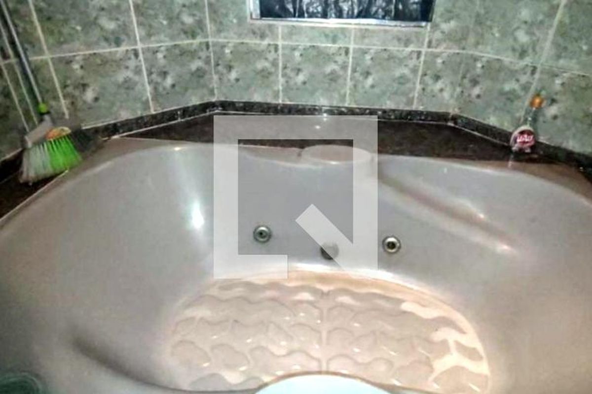 Casa, 6 quartos, 250 m² - Foto 27