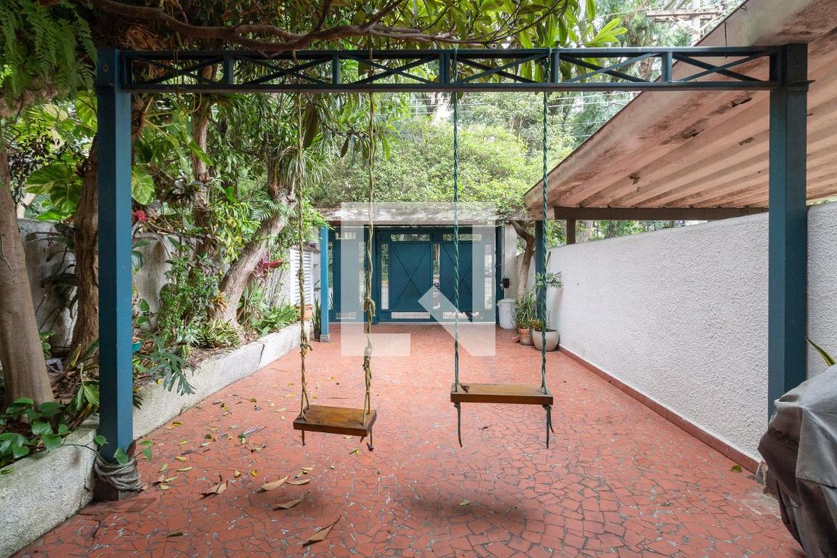 Casa, 3 quartos, 250 m² - Foto 34
