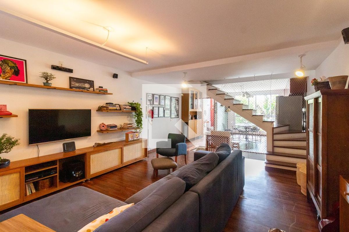 Casa, 3 quartos, 250 m² - Foto 1