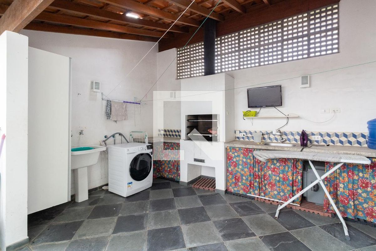Casa, 3 quartos, 250 m² - Foto 29