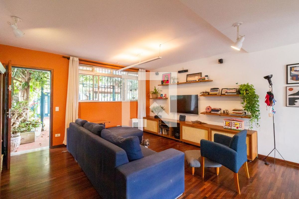 Casa, 3 quartos, 250 m² - Foto 4