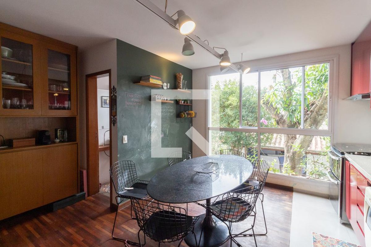 Casa, 3 quartos, 250 m² - Foto 26